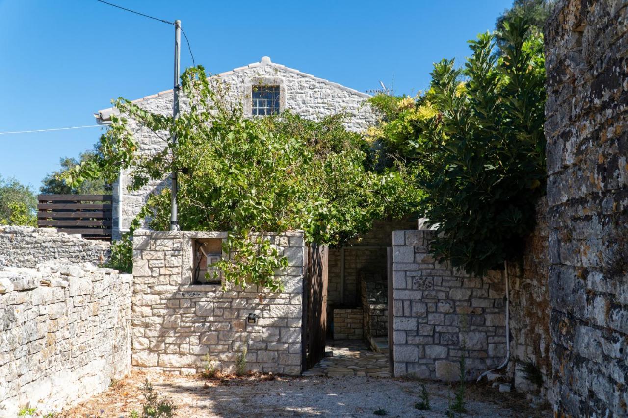 Villa Adamantia Paxos Gaios Exterior photo